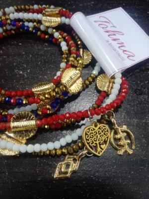 Royalty Beads | 3 Strands