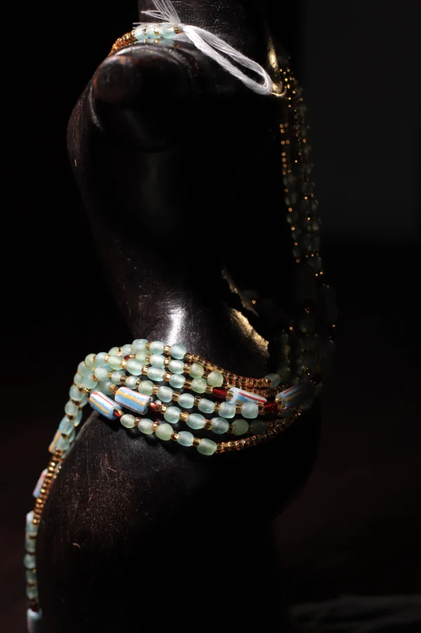 Asomdwoe | 3 Strands