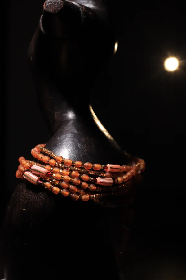 Asomdwoe | 3 Strands