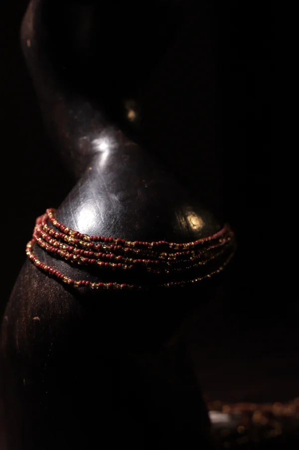 Asaase Yaa | 3 Strands