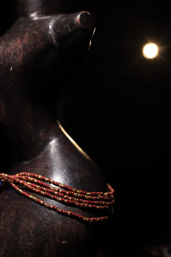 Asaase Yaa | 3 Strands