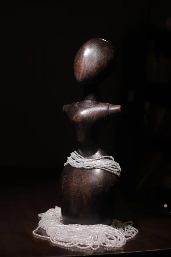 Abroh Numa | 3 Strands