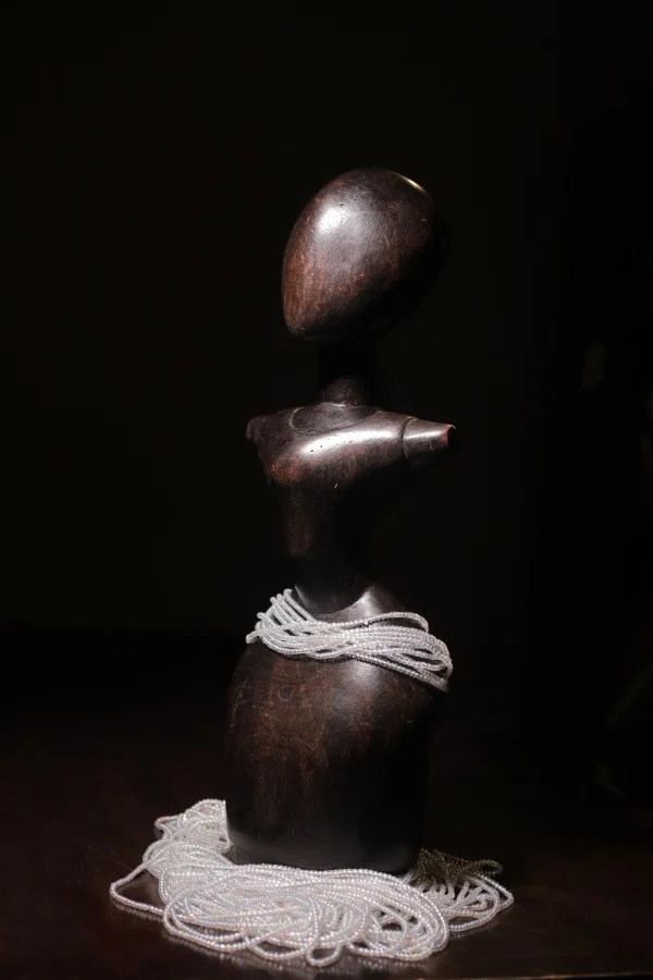 Abroh Numa | 3 Strands